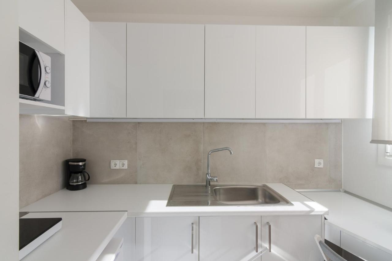 Central & Cozy 1 Bedroom Apartment アテネ エクステリア 写真